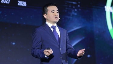 电网未来：华为智能光风储发电机破解世界级难题！