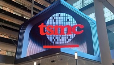 As the U.S. government ramps up regulation of the AI industry, can TSMC go it alone?