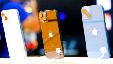 Apple's China Market Share Shrinks as Huawei Surges