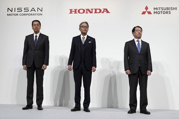 Photo: Honda, Nissan, and Mitsubishi Motors officially announce a memorandum of understanding