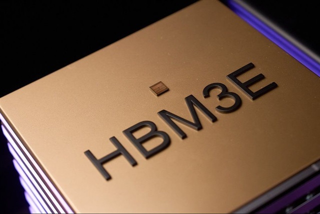 Figure: SK Hynix and Samsung's multi-chip package exports declined in January 2025 (Source: SK Hynix)