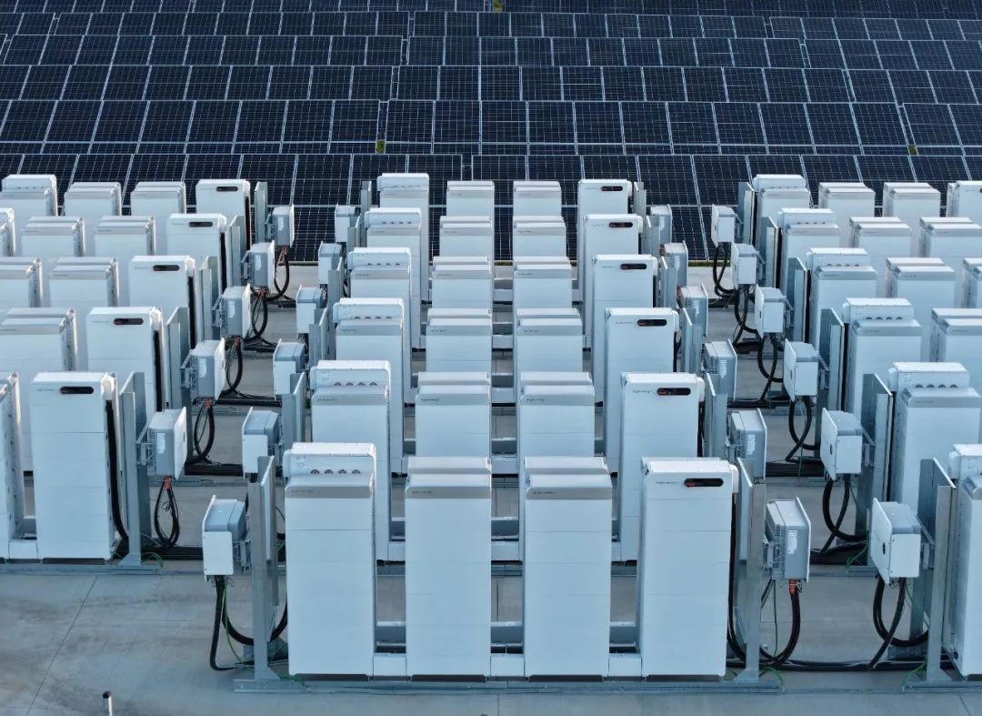 Figure: SIGEN Bulgaria modular energy storage project landed