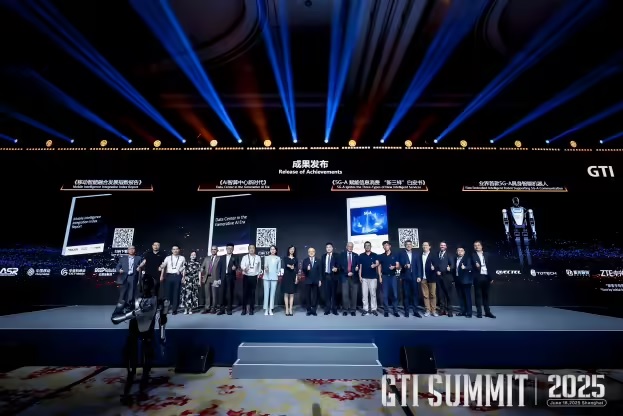 图：乐聚、移动、华为等联合发布白皮书，明晰5G-A人形机器人场景与网络需求指标